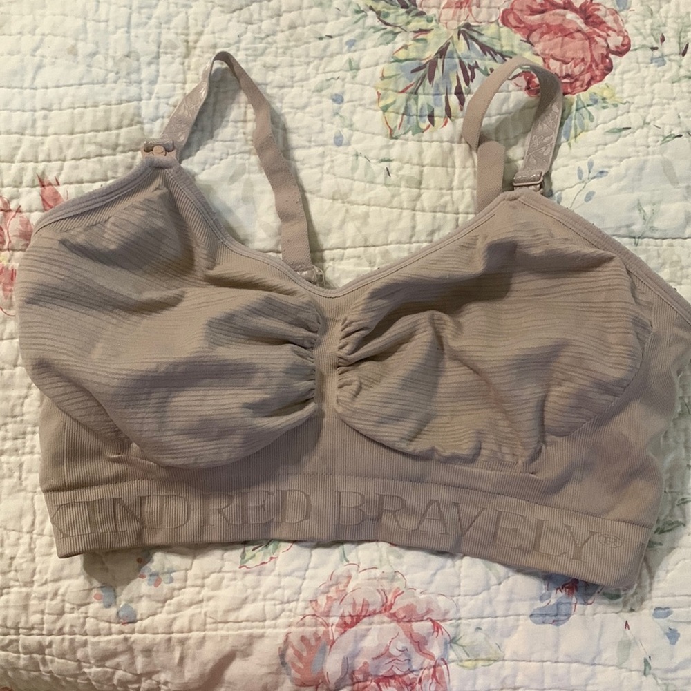 Kindred bravely pumping/nursing bra